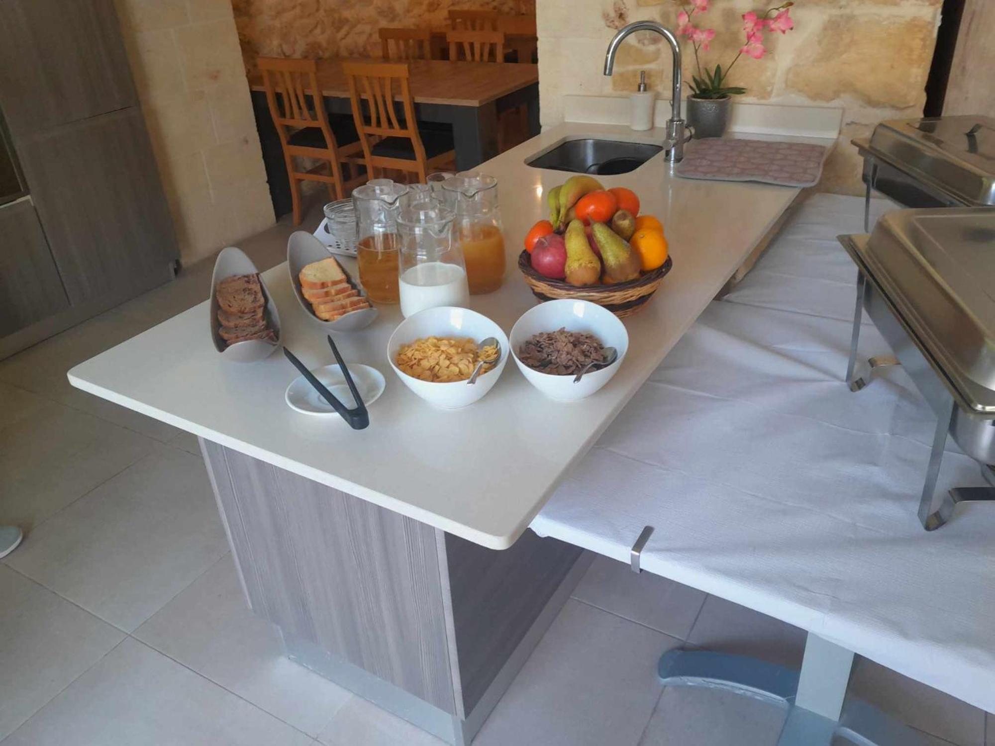 Xagħra The Cloisters Bed And Breakfast מראה חיצוני תמונה