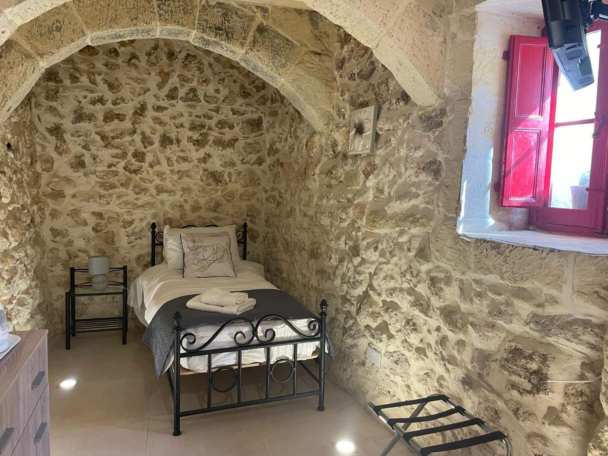 Xagħra The Cloisters Bed And Breakfast מראה חיצוני תמונה