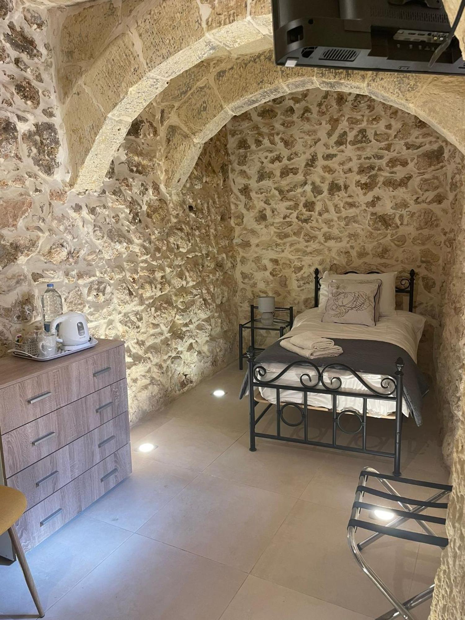 Xagħra The Cloisters Bed And Breakfast מראה חיצוני תמונה