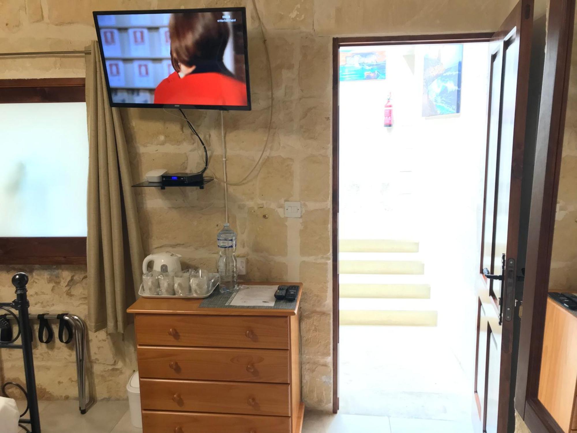 Xagħra The Cloisters Bed And Breakfast מראה חיצוני תמונה