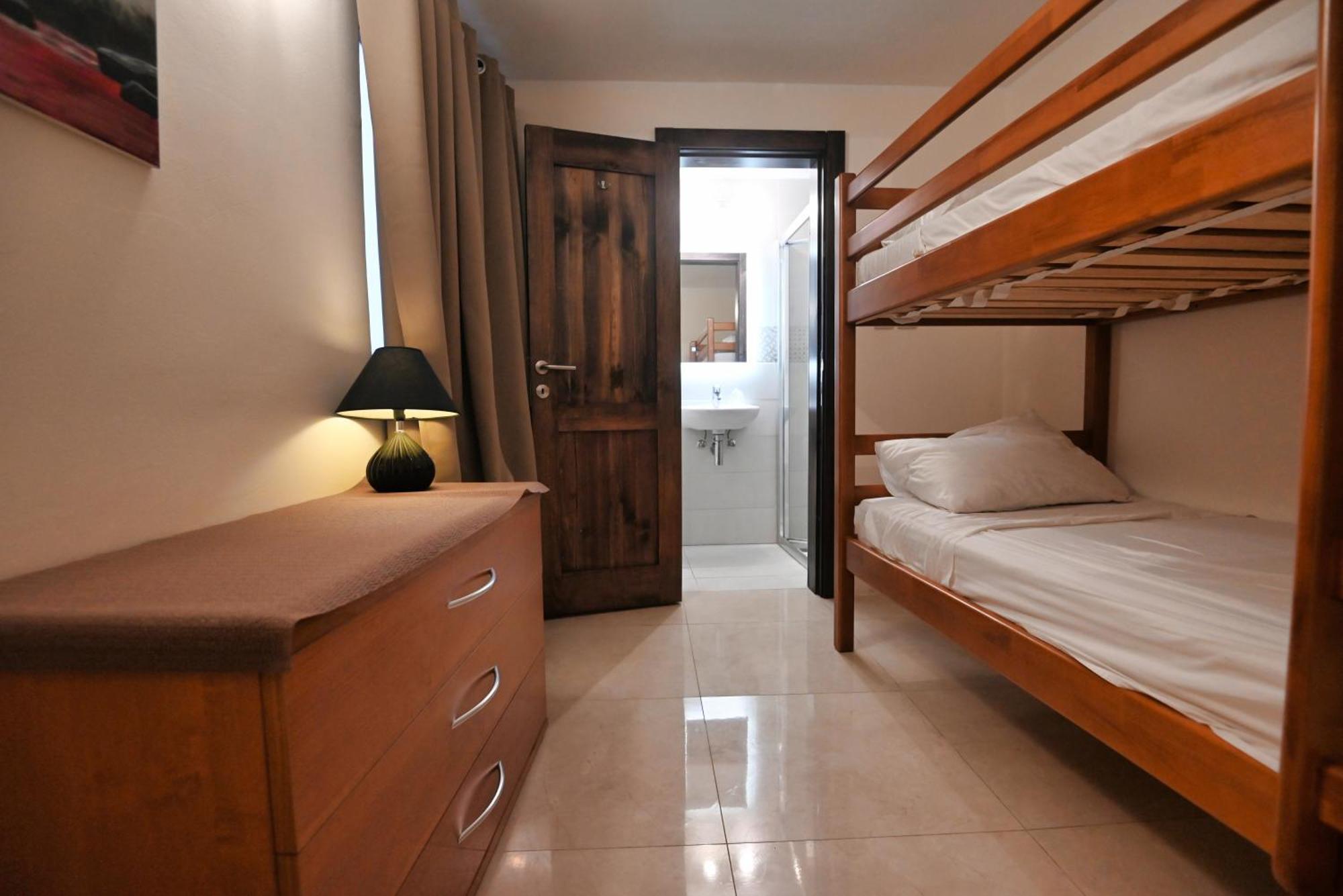 Xagħra The Cloisters Bed And Breakfast מראה חיצוני תמונה