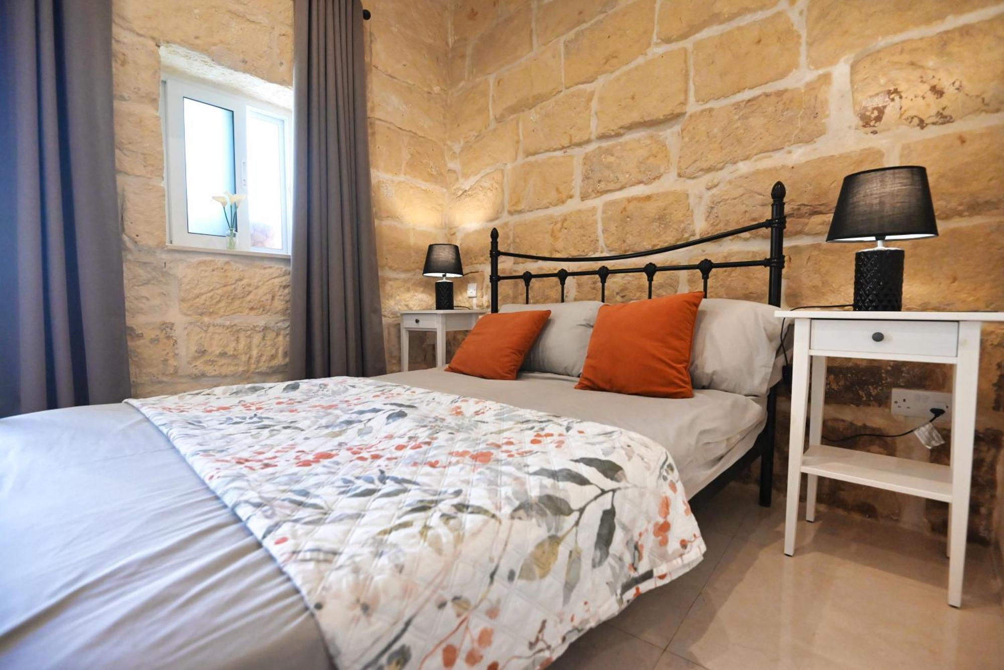 Xagħra The Cloisters Bed And Breakfast מראה חיצוני תמונה