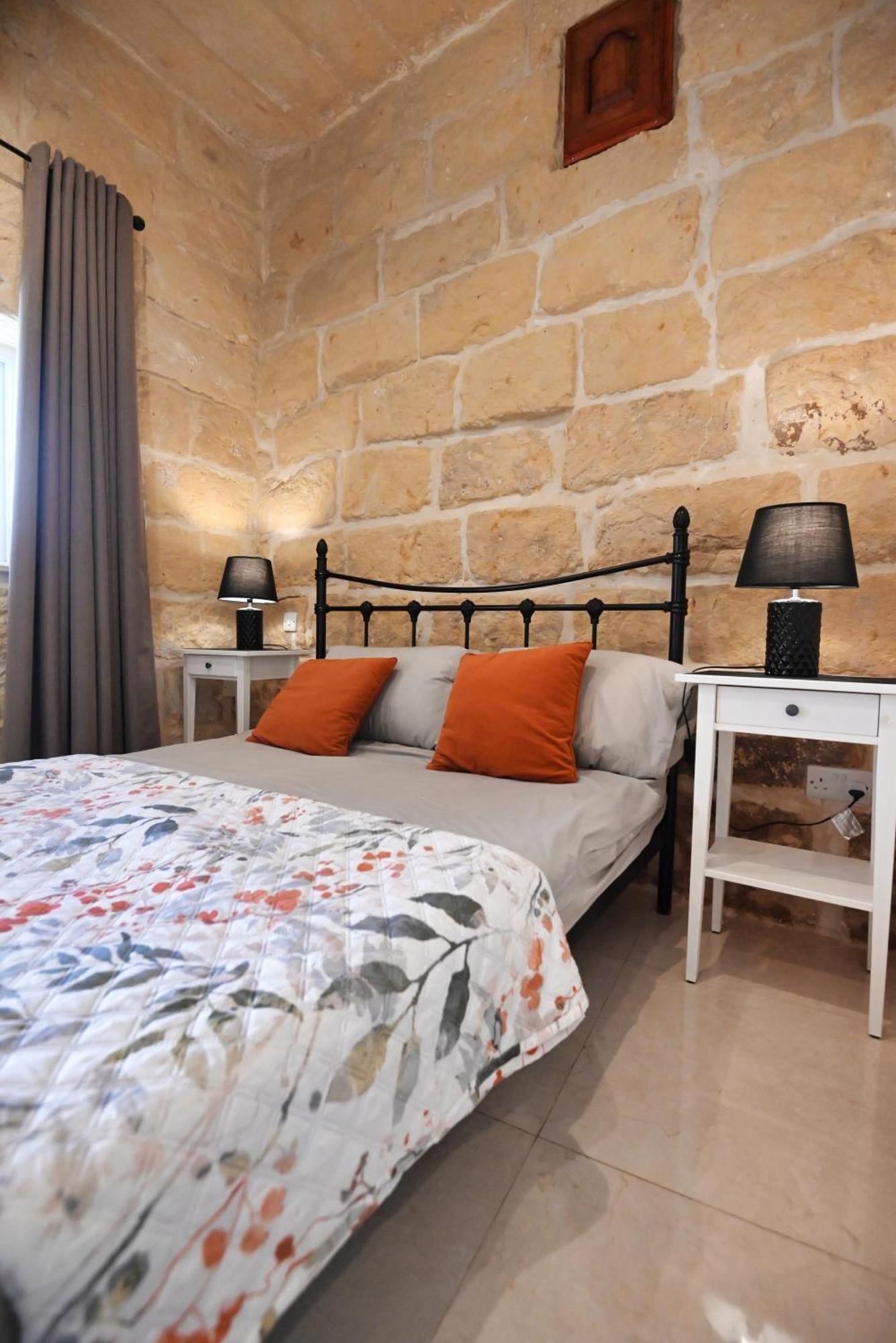Xagħra The Cloisters Bed And Breakfast מראה חיצוני תמונה