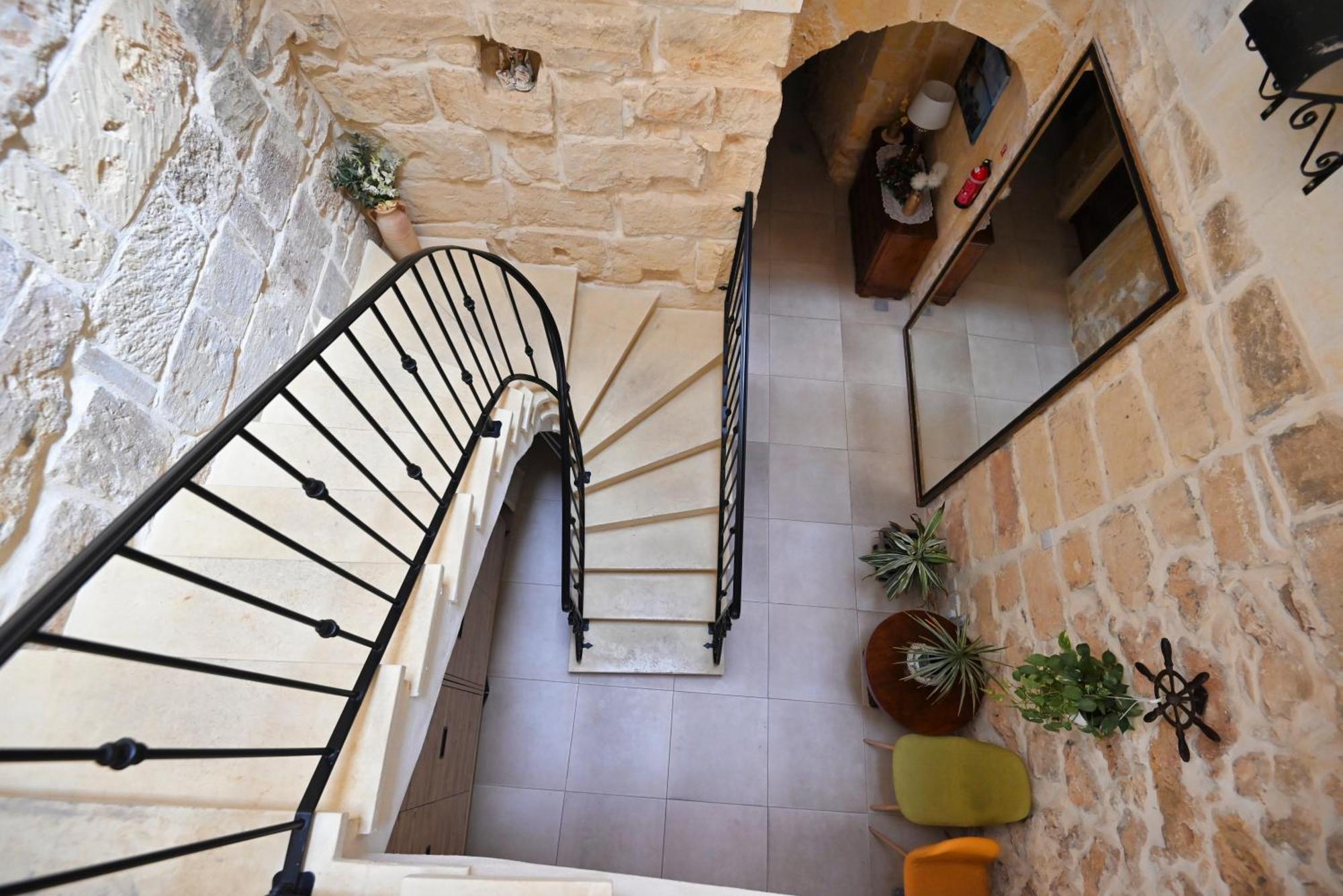 Xagħra The Cloisters Bed And Breakfast מראה חיצוני תמונה